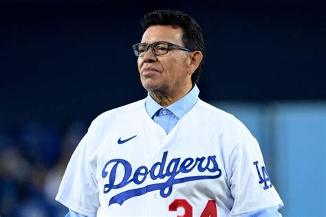 Valenzuela .
